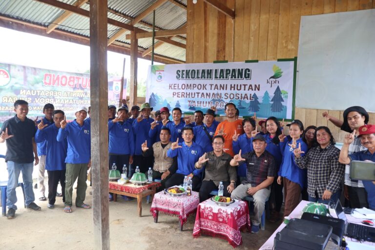 Dinas Kehutanan Sulbar mengadakan Sekolah Lapang Perhutanan Sosial