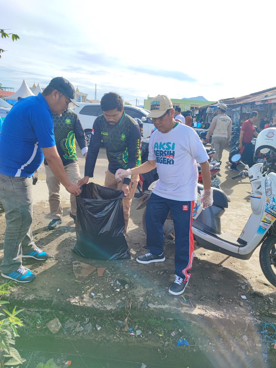 Memperingati Hari Peduli Sampah Nasional