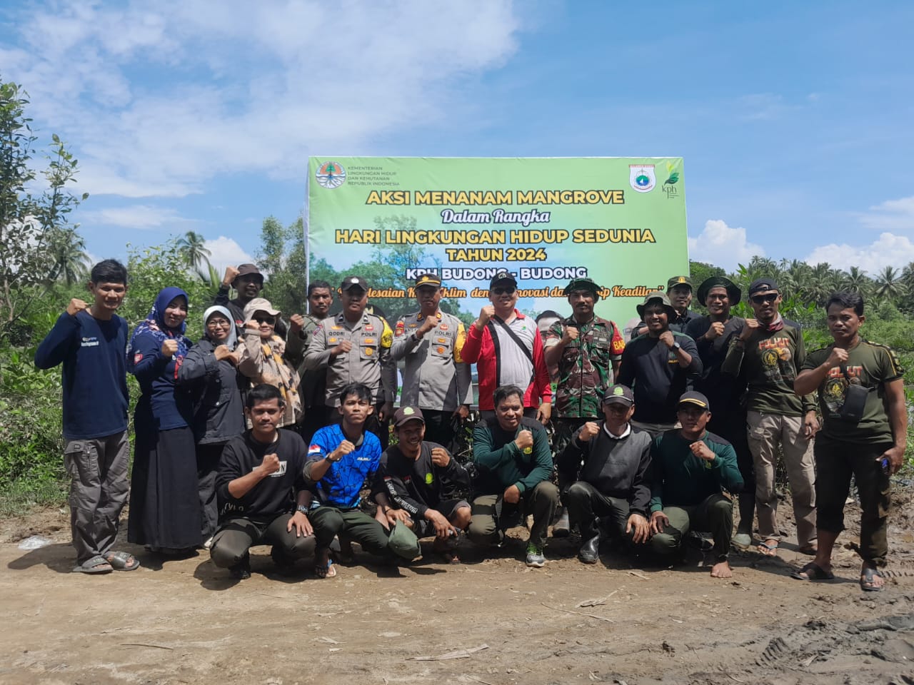 Kolaborasi UPTD KPH Budong-Budong bersama TNI/POLRI Peringati Hari Lingkungan Hidup Sedunia